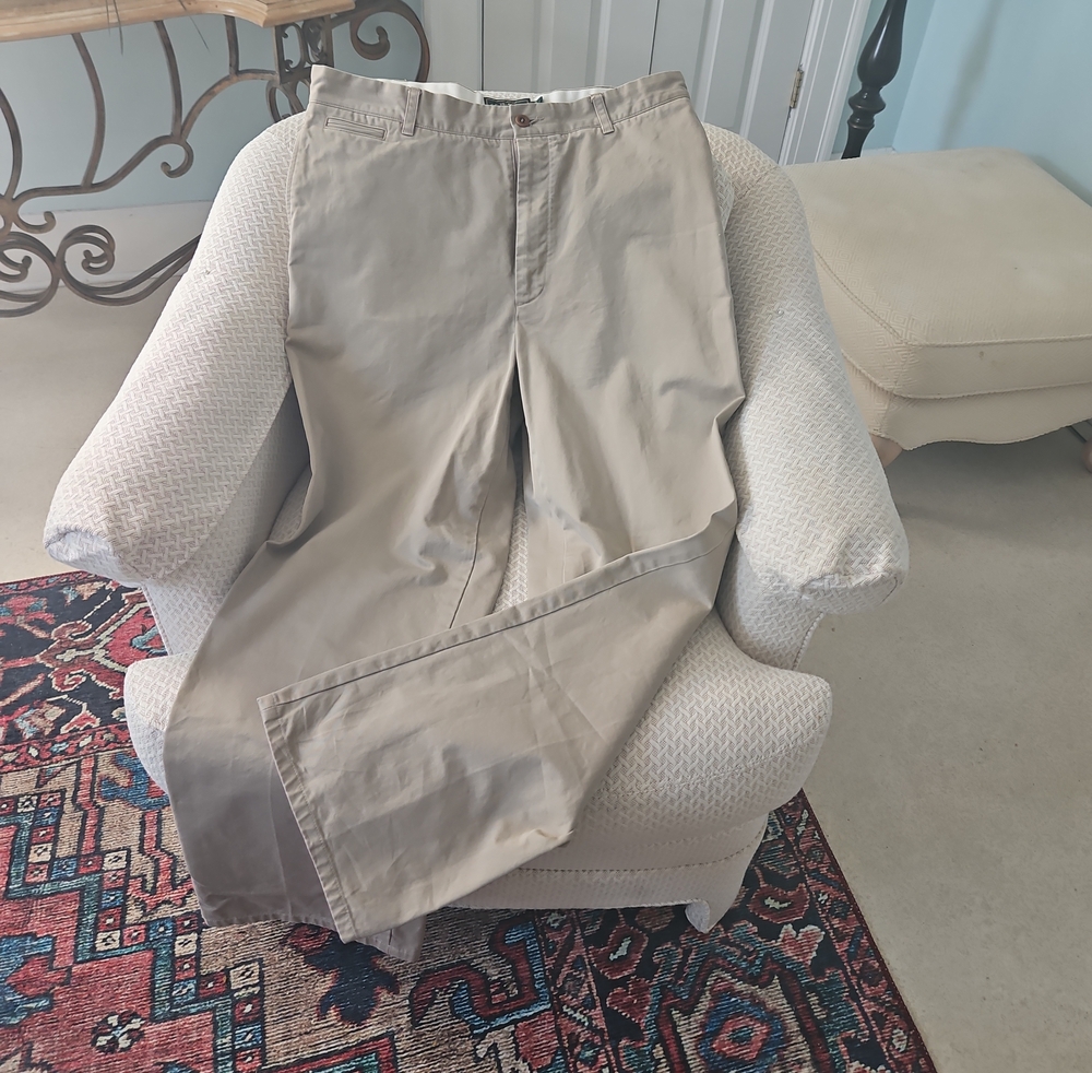 Filson Men's Light Khaki Chino Pants